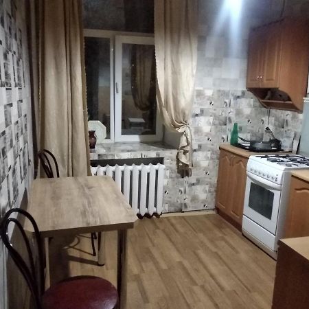 1654 Двухкомнатная Центр Kharkiv Bagian luar foto